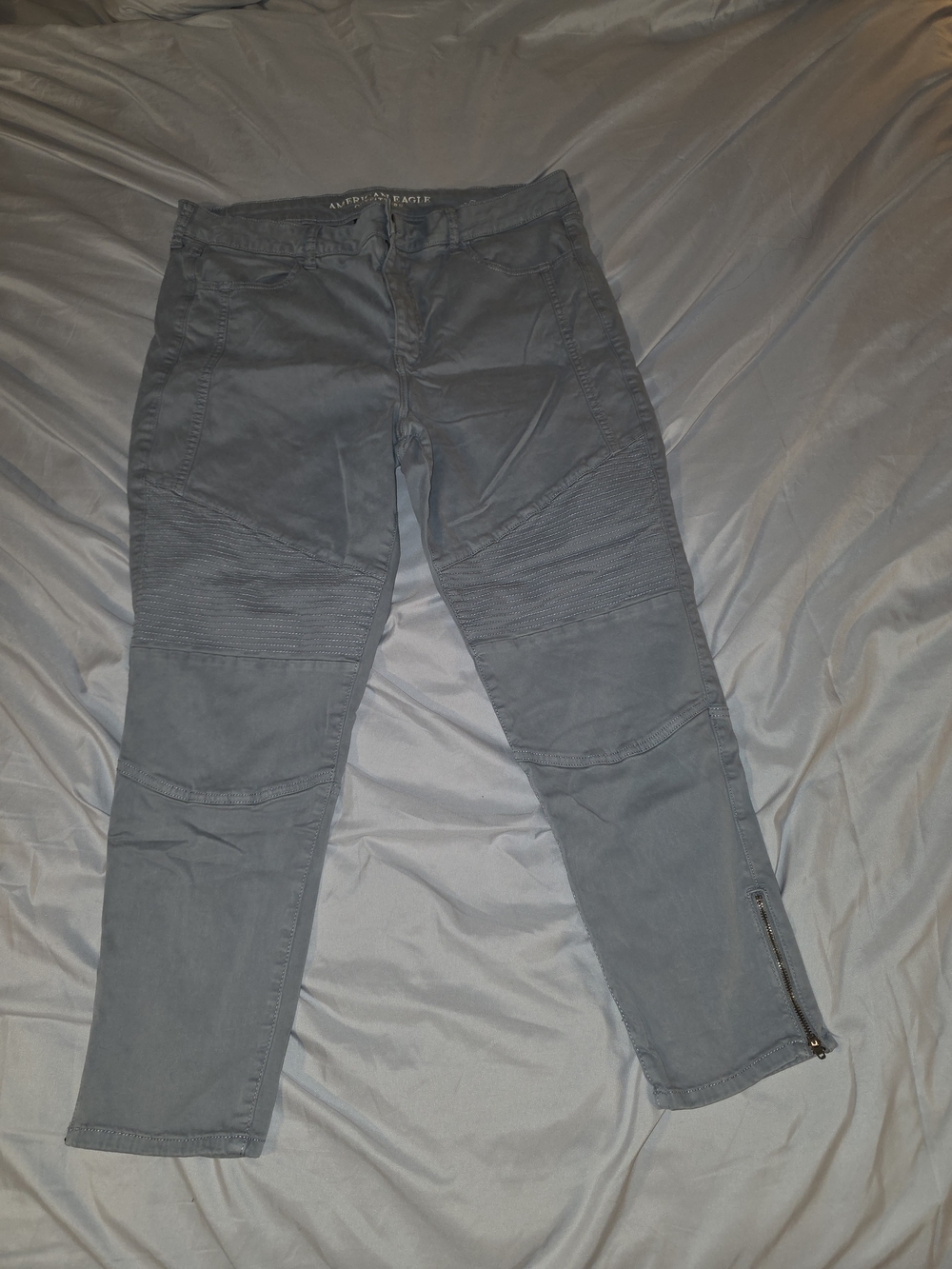 American Eagle Outfitters Women’s Gray Skinny Moto Jeans